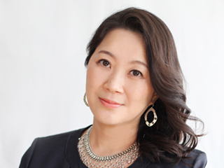Crossing via Japan 株式会社
